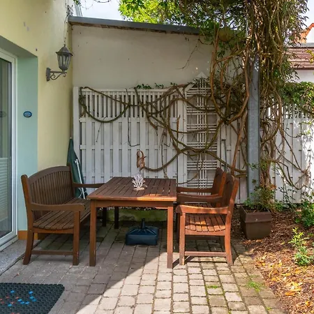 Kapitanshaus Lagune Apartment Rostock